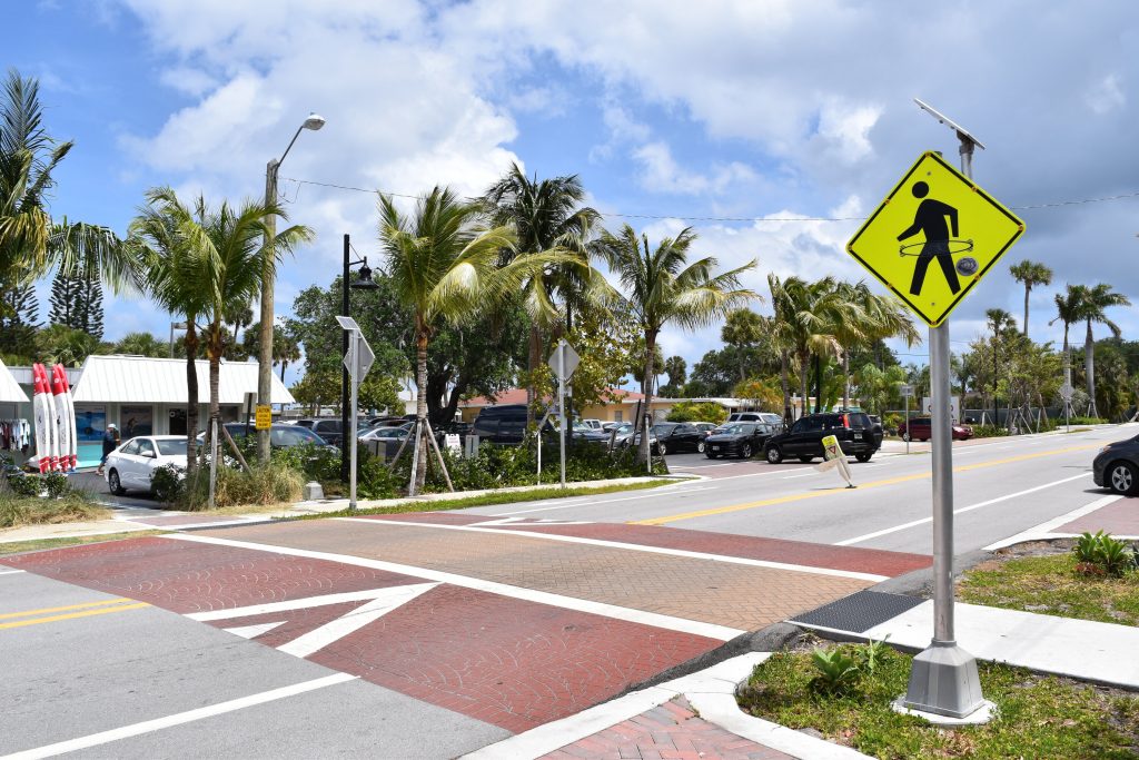A1A in Jupiter with a speed hump and mid block crossing